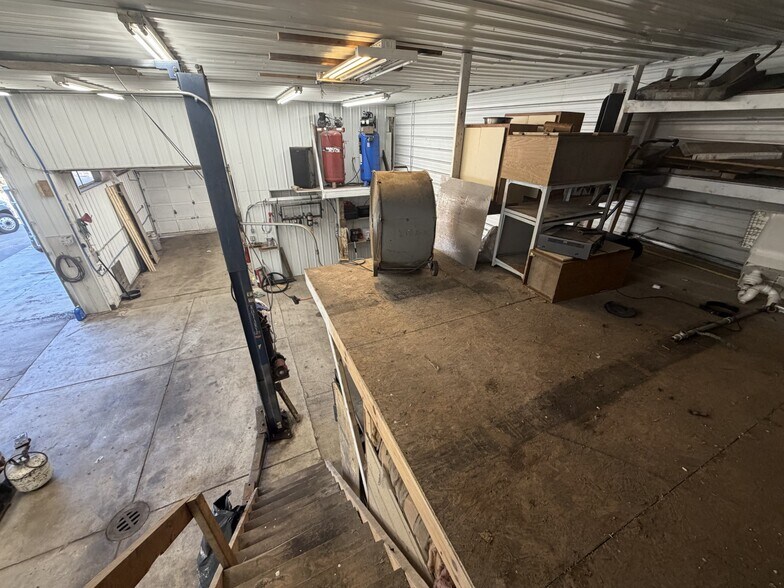 More Photos Of 1644 4 Mile Rd NE, Grand Rapids Industrial For Sale