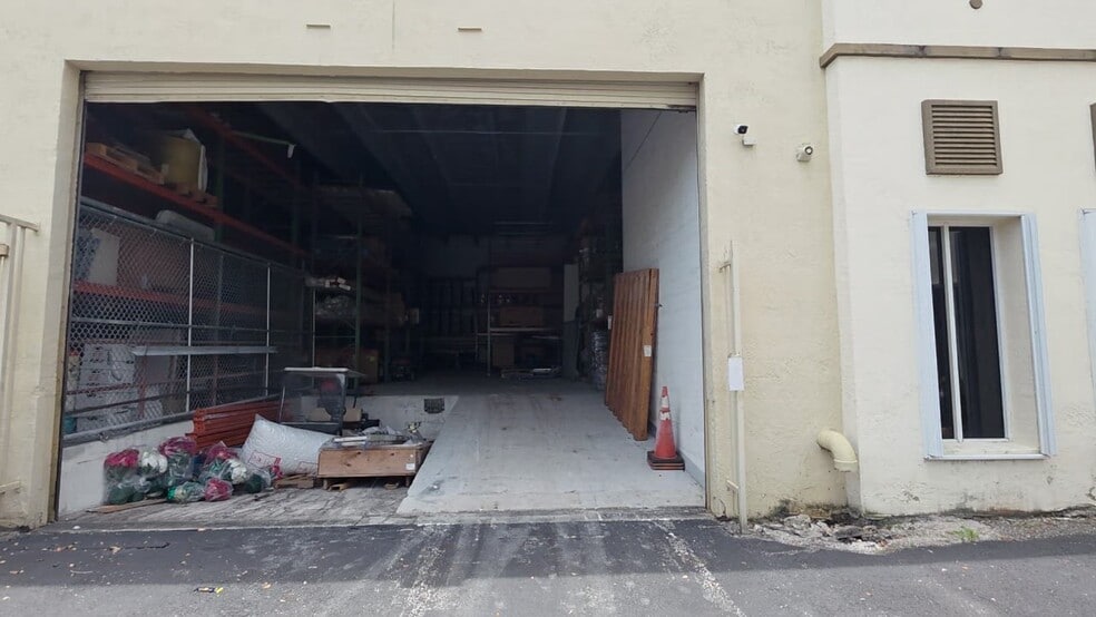 Primary Photo Of 10420 NW 37th Ter, Miami Warehouse For Sale