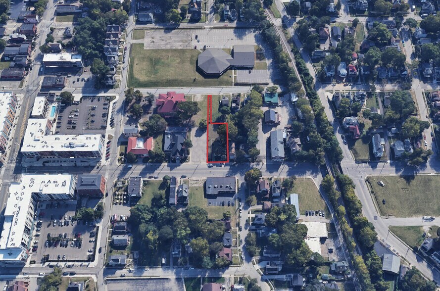 More Photos Of 4804 Whetsel Ave, Cincinnati Storefront Retail Residential For Sale