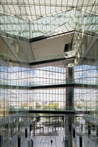 More Photos Of 3 More London Riverside, London Office For Sale