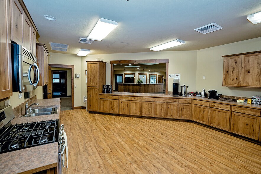 More Photos Of 6701 N Idaho Rd, Newman Lake Lodge Meeting Hall For Sale