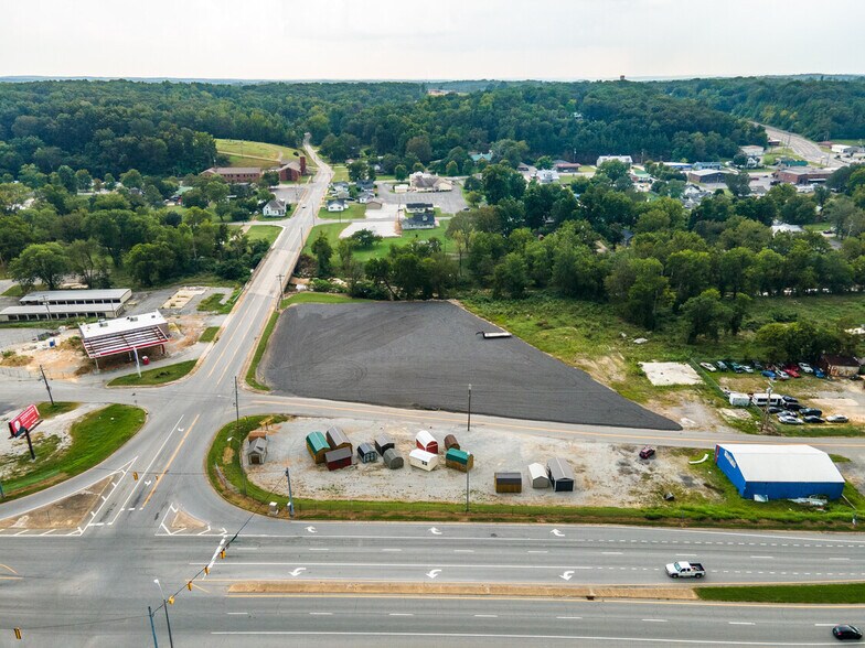 More Photos Of 216 E Commerce St, Waverly Land For Sale