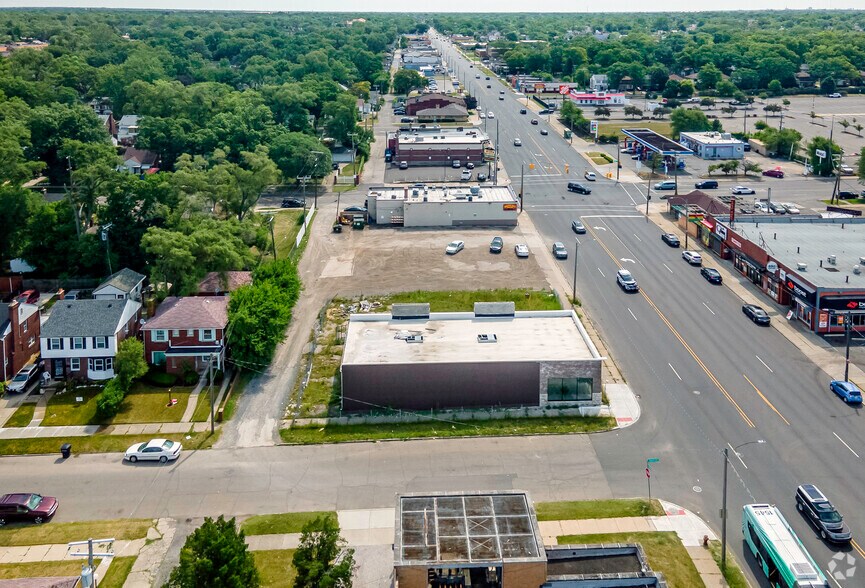 More Photos Of 12730 W 7 Mile Rd, Detroit Freestanding For Sale