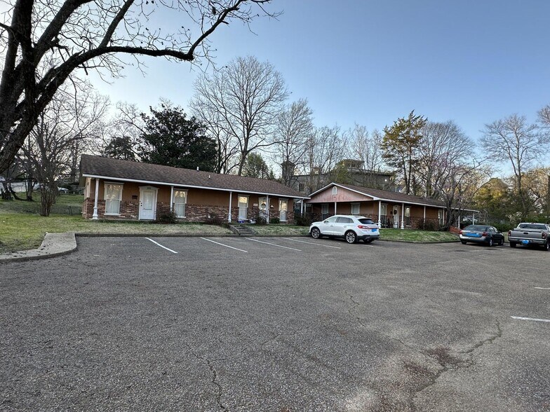 More Photos Of 301 College View St, Starkville Land For Sale