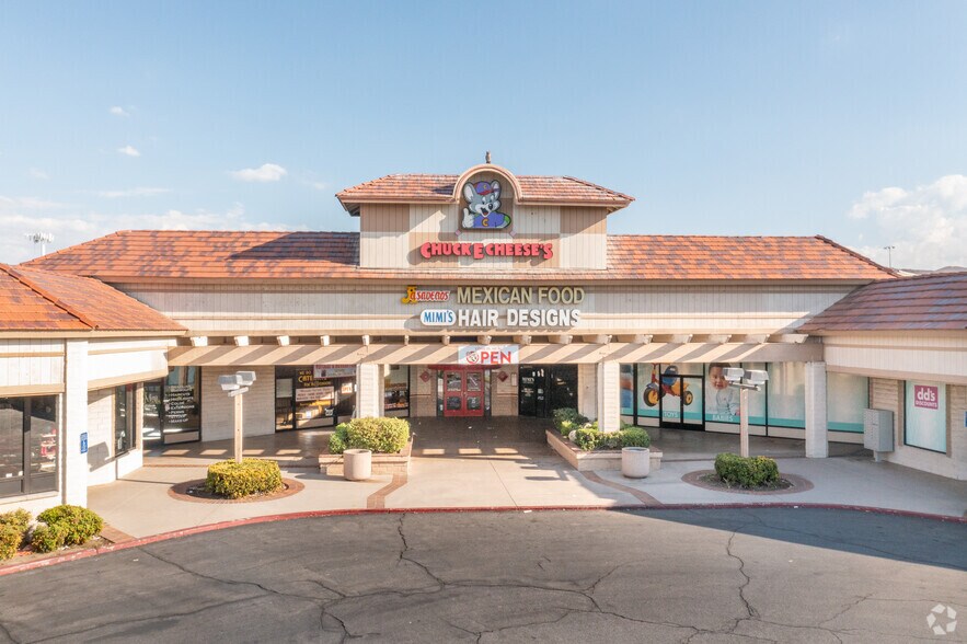 More Photos Of 17009 Valley Blvd, Fontana Unknown For Lease