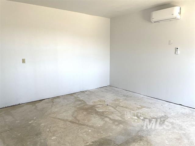 More Photos Of 14463 Airbase Rd, Mountain Home Freestanding For Sale