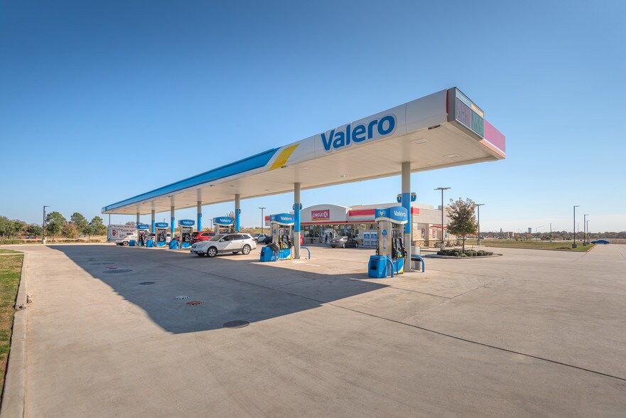 More Photos Of Rock Prairie Rd, College Station Unknown For Lease