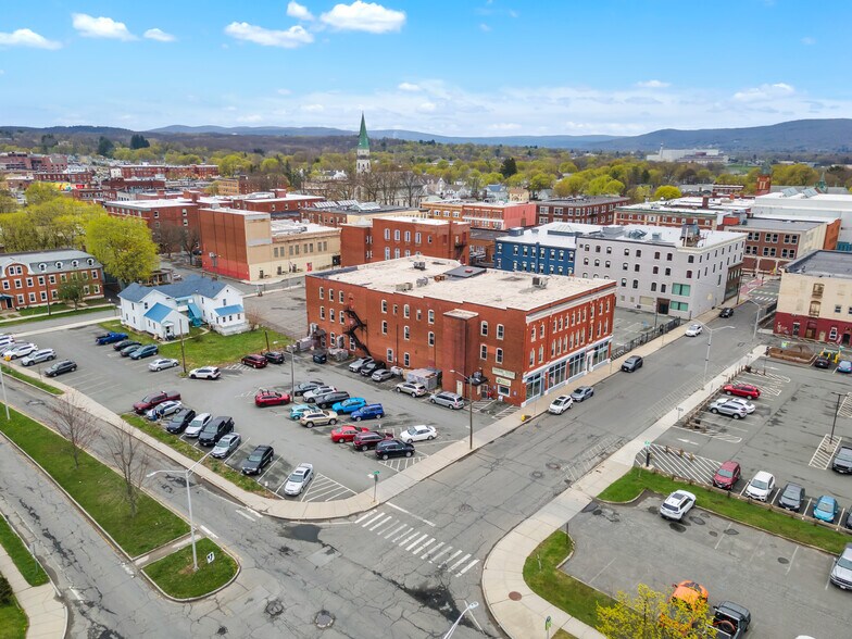 More Photos Of 42 Summer St, Pittsfield Medical For Sale