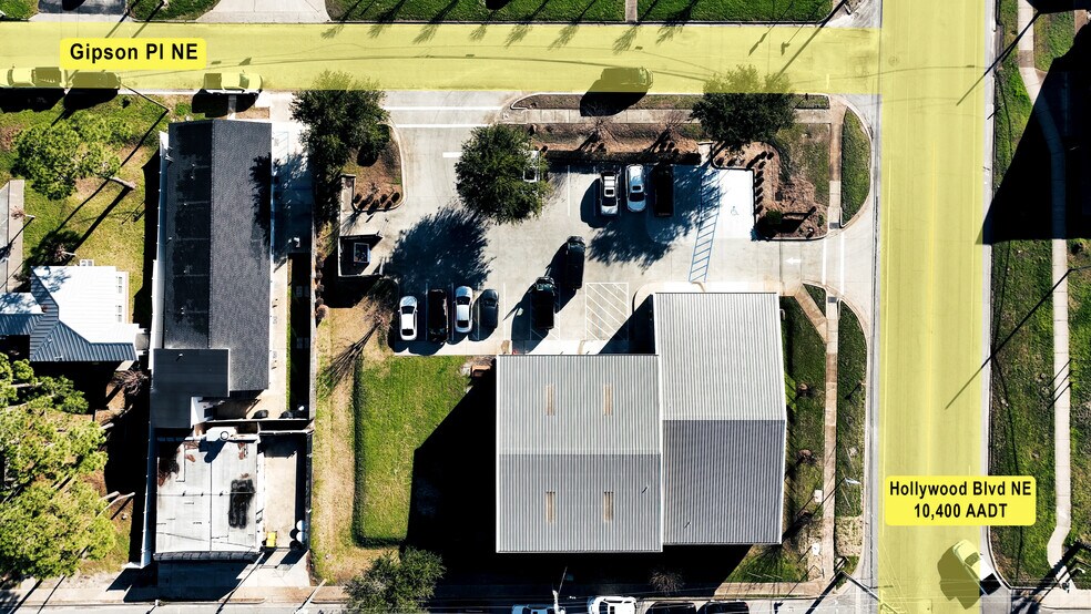 More Photos Of 123 Hollywood Blvd NE, Fort Walton Beach Light Distribution For Sale