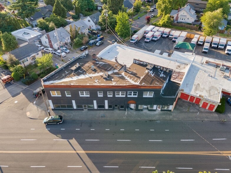 More Photos Of 7311-7331 NE Sandy Blvd, Portland Storefront Retail Office For Lease