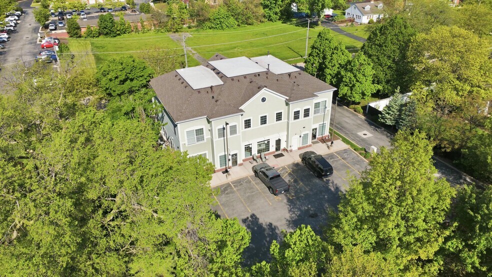 More Photos Of 219 White St, Frankfort Office Residential For Sale