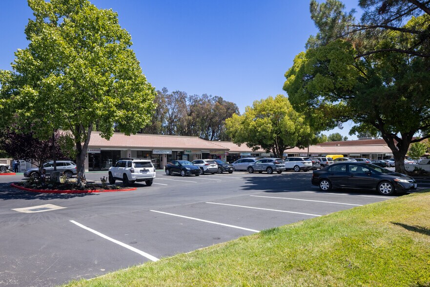 Primary Photo Of 2550 San Ramon Valley Blvd, San Ramon Freestanding For Lease