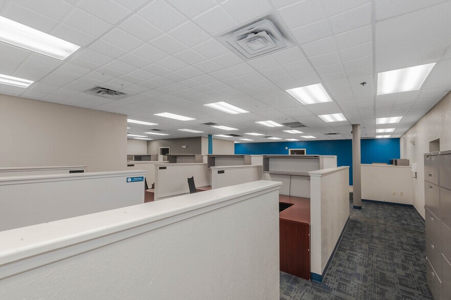 More Photos Of 3001 N 29th Ave, Hollywood Unknown For Lease