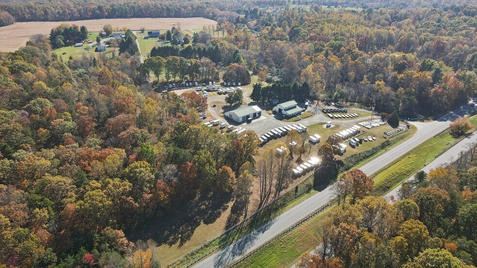 More Photos Of 9932 Seminole Trl, Ruckersville Auto Dealership For Sale