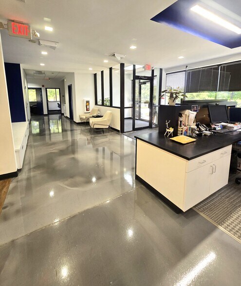 More Photos Of 1180 McDermott Dr, West Chester Office For Lease