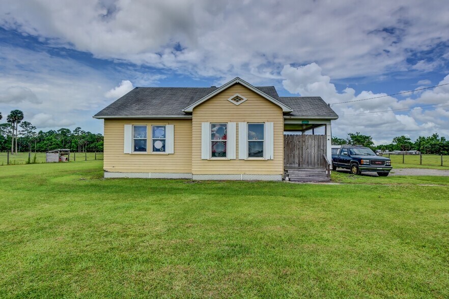 More Photos Of 722 Airport Rd, New Smyrna Beach Land For Sale