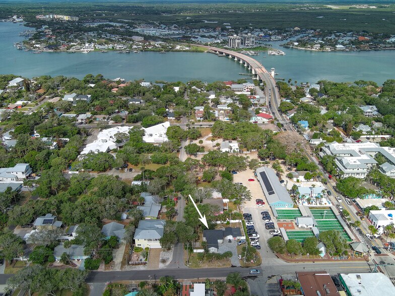 Primary Photo Of 200 S Pine St, New Smyrna Beach Office Residential For Sale
