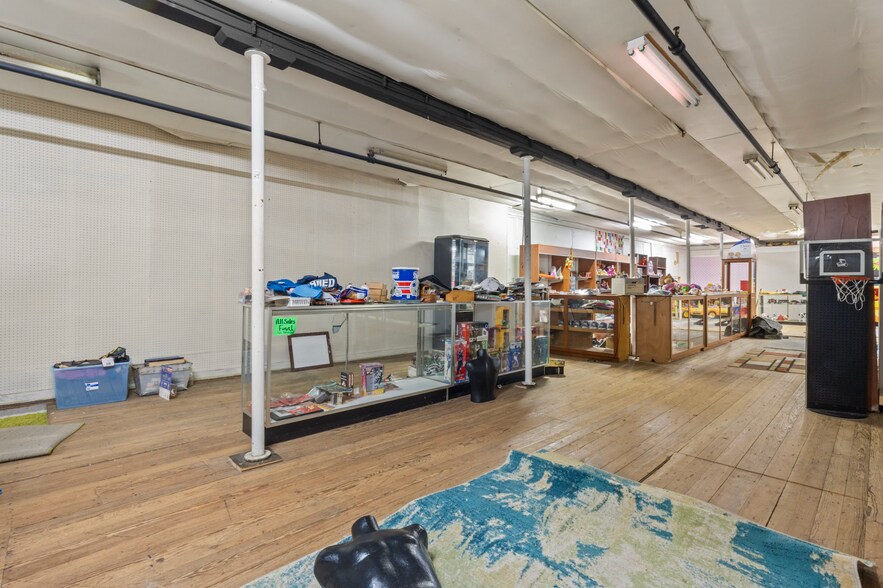 More Photos Of 30-32 S Main St, Attleboro General Retail For Lease