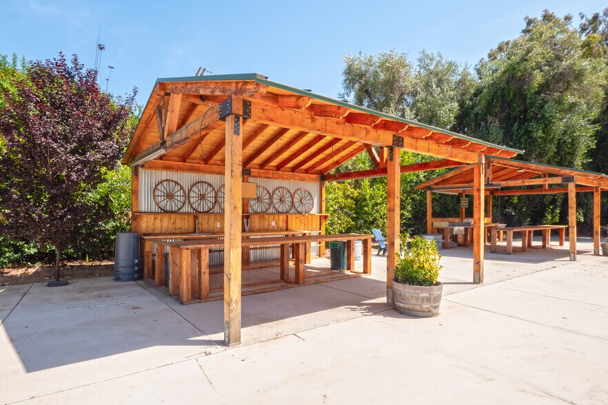 More Photos Of 2083 Grace St, Riverside Multifamily For Sale