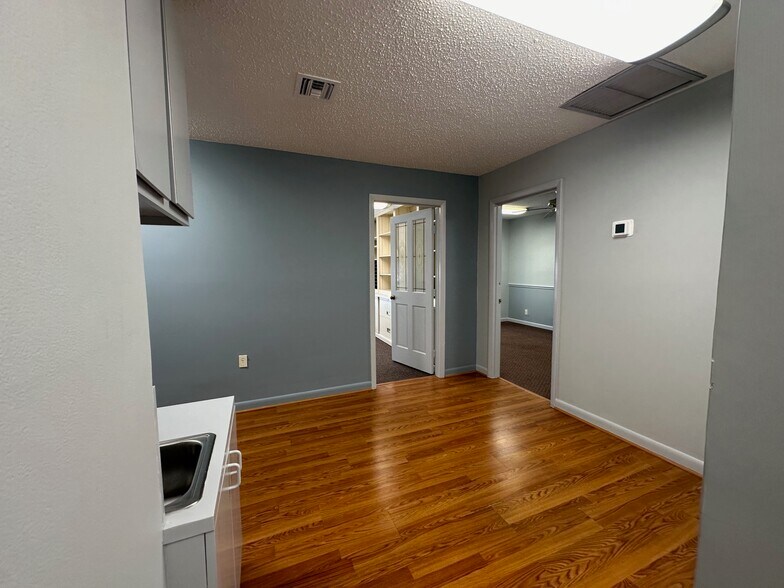 More Photos Of 6971 N Federal Hwy, Boca Raton Loft Creative Space For Sale