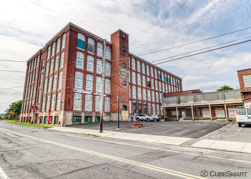 Primary Photo Of 475 Canal St, Holyoke Warehouse For Lease