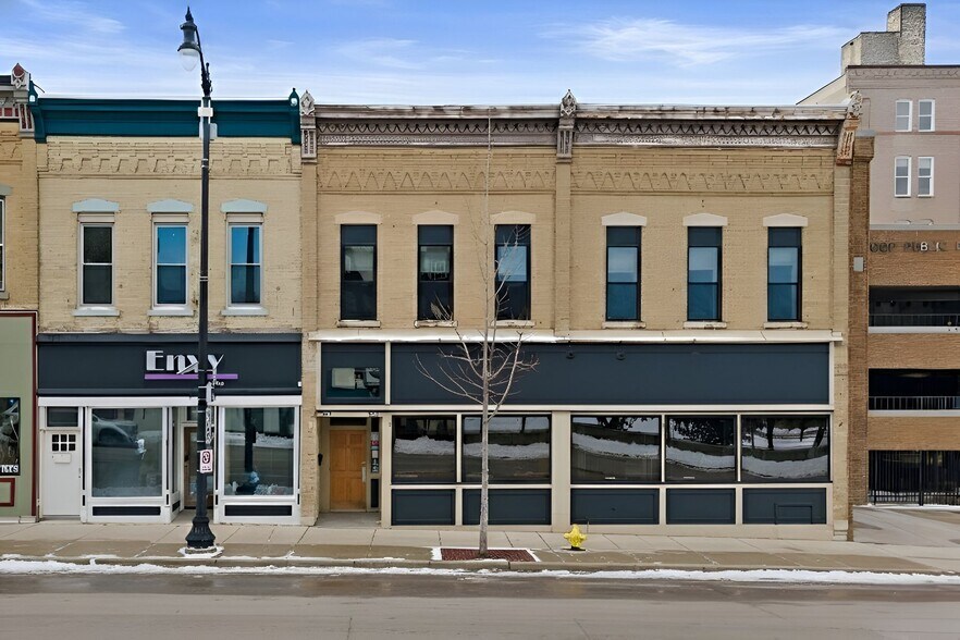 Primary Photo Of 228 Main St, Racine Restaurant For Sale