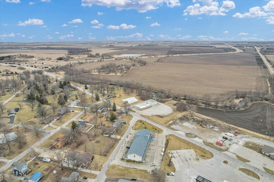 More Photos Of 940 Clinton Ave, Farmer City Land For Sale
