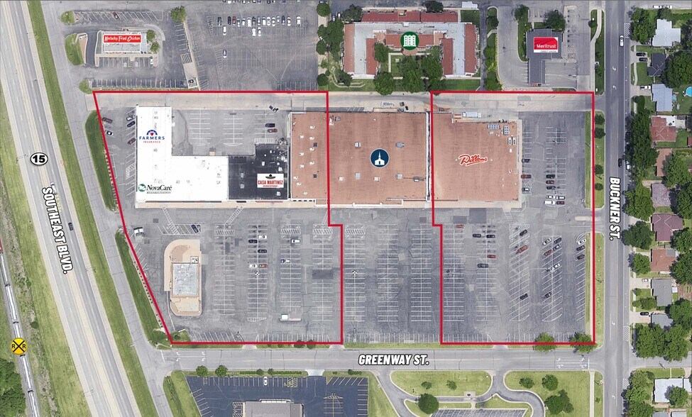 More Photos Of 200 W Greenway Ct, Derby Unknown For Lease