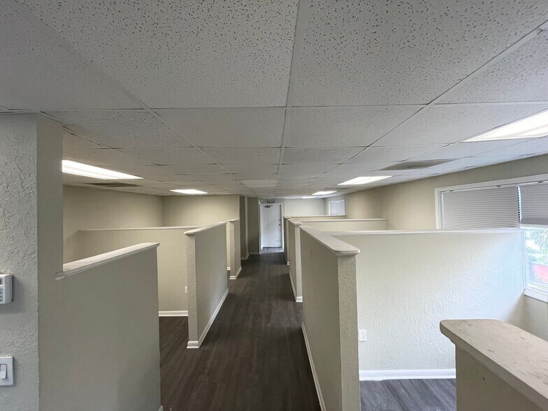 More Photos Of 710 W Colonial Dr, Orlando Office For Lease
