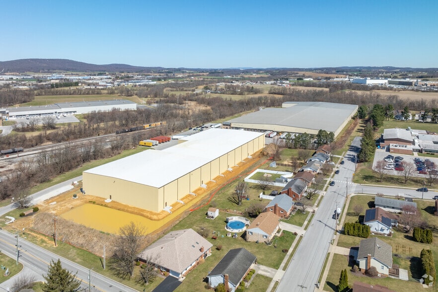 More Photos Of 201 Center St, Hanover Warehouse For Lease