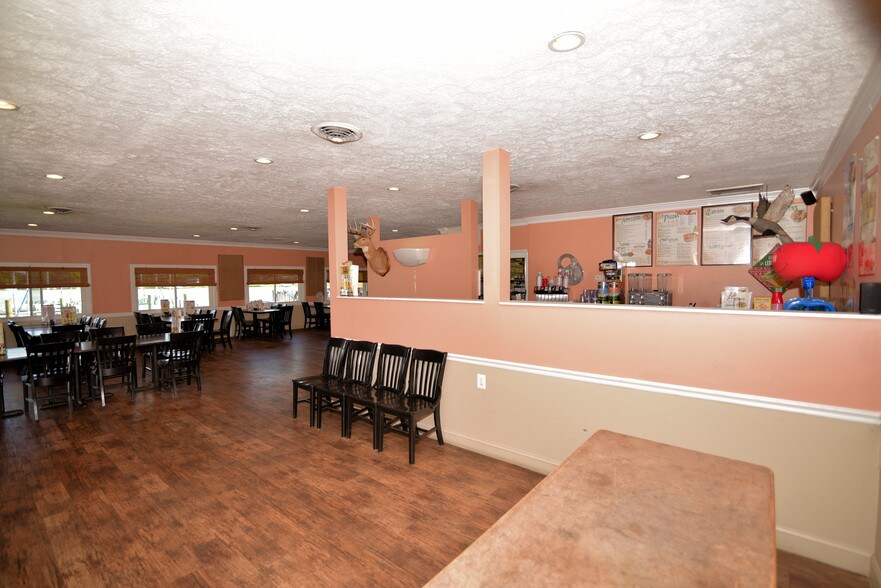 More Photos Of 12364 Neale Sound Dr, Cobb Island Marina For Sale
