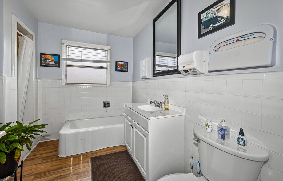 More Photos Of 31650 Dunlap Blvd, Yucaipa Office For Sale