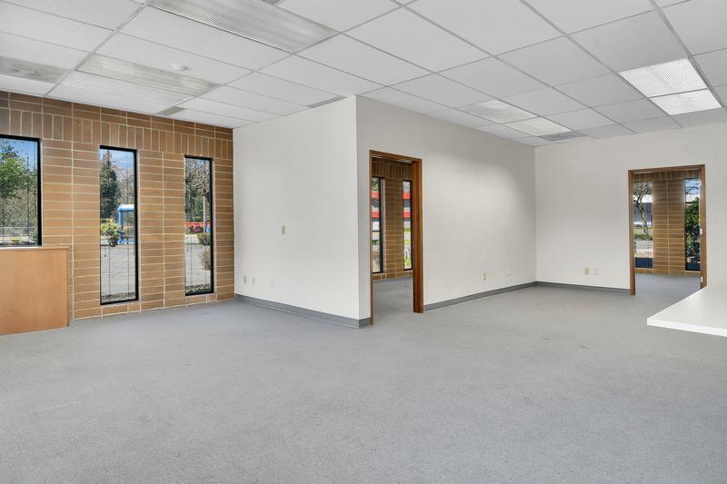 More Photos Of 18023 Highway 99, Lynnwood Office For Lease