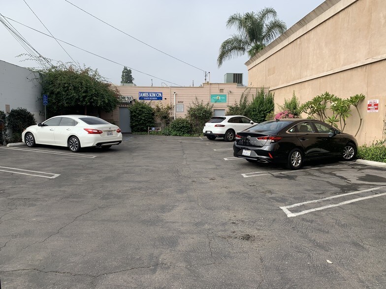 More Photos Of 6262 Beach Blvd, Buena Park Office Residential For Sale