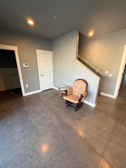 More Photos Of 496 E 1750 N, Vineyard Industrial For Lease