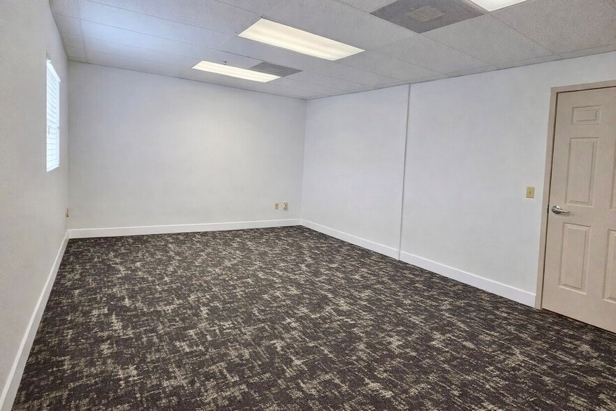 More Photos Of 11820 Miramar Pky, Miramar Medical For Lease