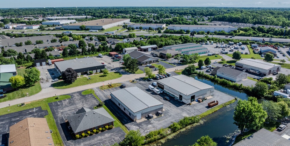 More Photos Of 5235 Commerce Cir, Indianapolis Warehouse For Lease
