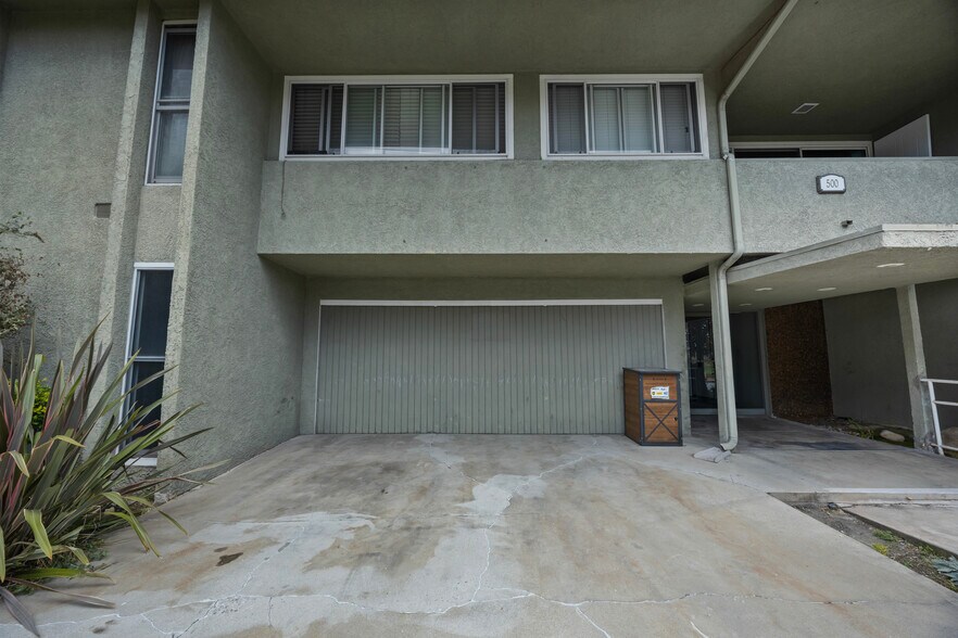 More Photos Of 500 S Inglewood Ave, Inglewood Apartments For Sale