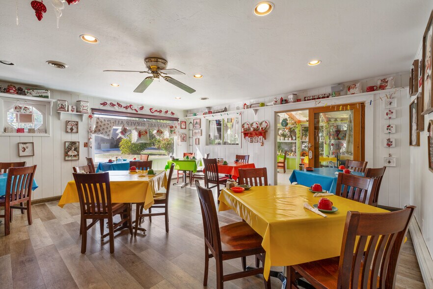 More Photos Of 7918 State Highway 42, Egg Harbor Restaurant For Sale