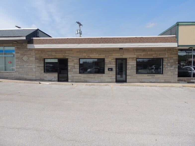Primary Photo Of 1608 Lincolnway, Valparaiso Storefront Retail Office For Lease