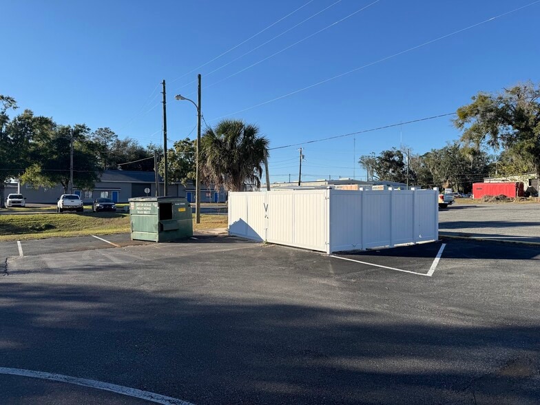 More Photos Of 1536 S Pine Ave, Ocala Fast Food For Lease