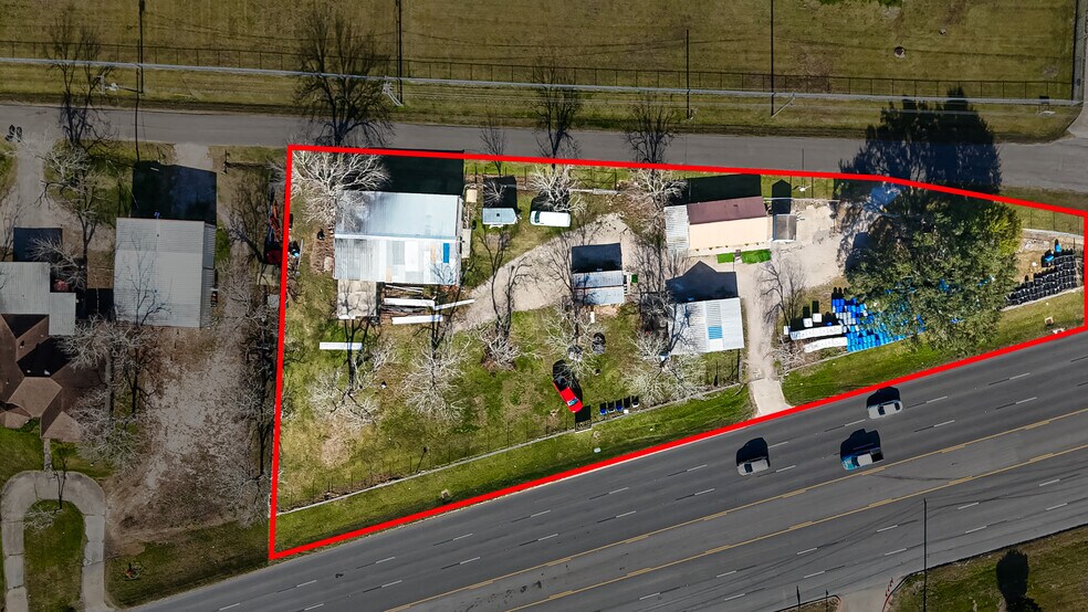 More Photos Of 2900 W Highway 6, Alvin Warehouse For Sale