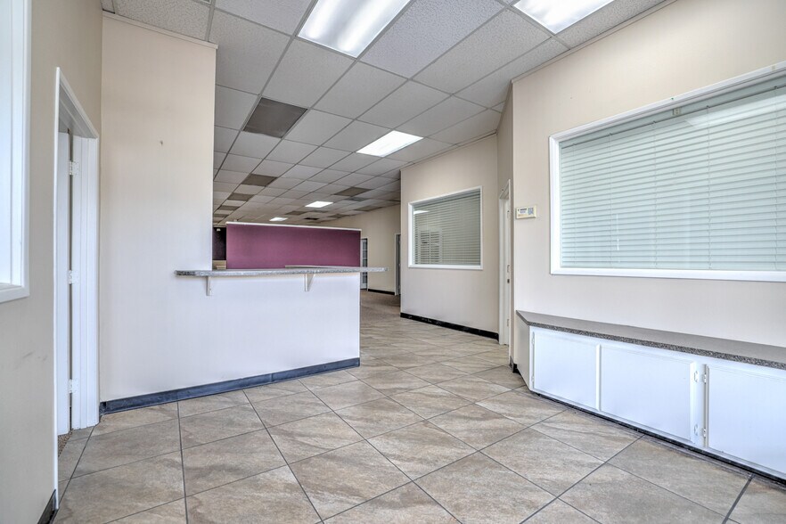 More Photos Of 16200-16258 E Whittier Blvd, Whittier General Retail For Sale