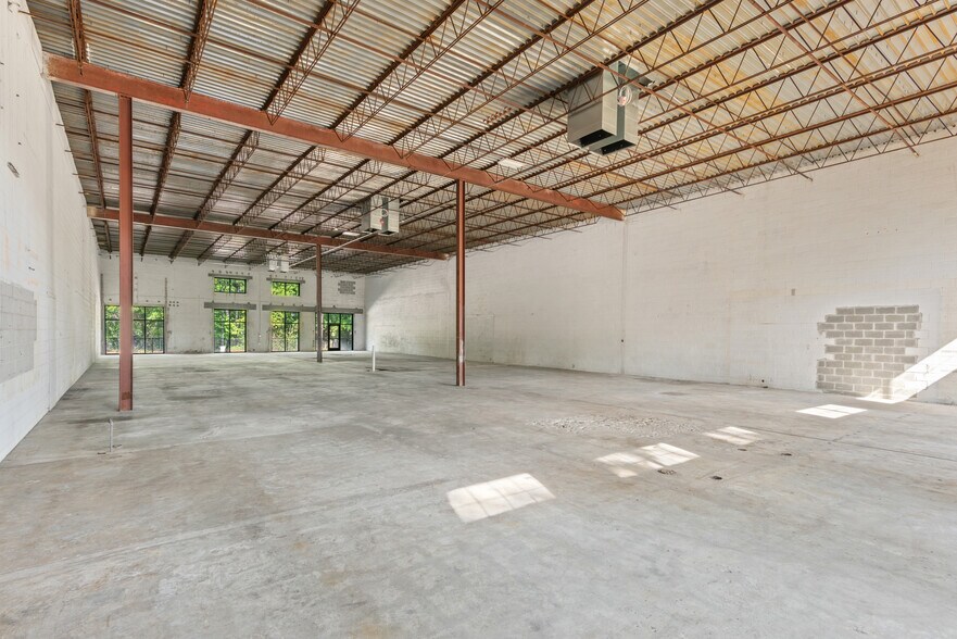 More Photos Of 3586 Pierce Dr NE, Chamblee Office For Sale