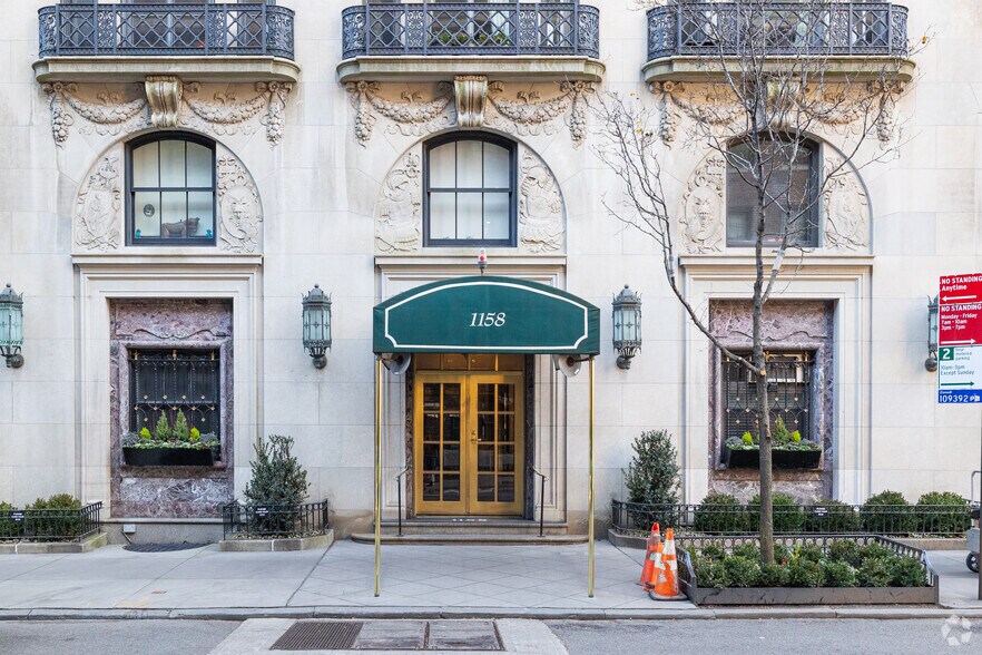 More Photos Of 1158 Fifth Ave, New York Coworking Space