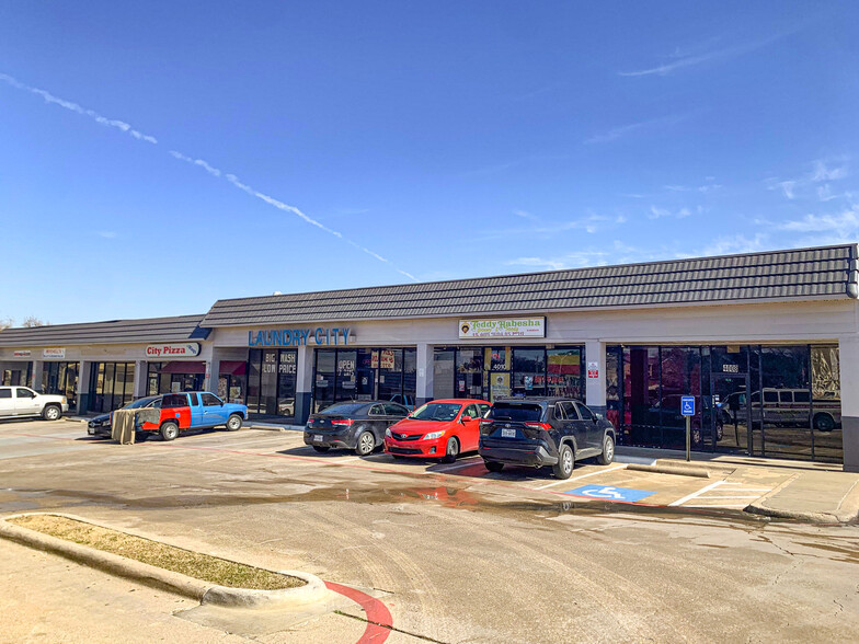 Primary Photo Of 4008-4030 N Belt Line Rd, Irving Unknown For Lease