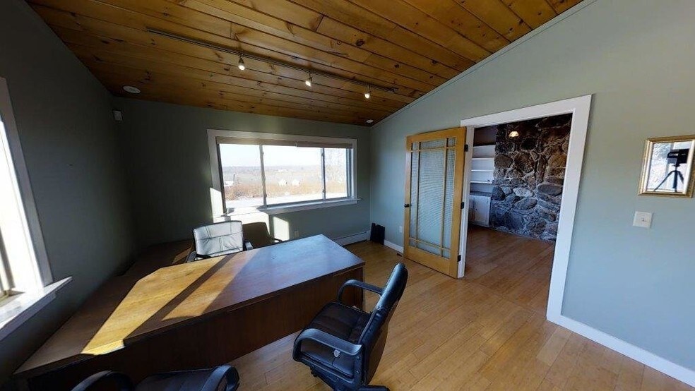 More Photos Of 4879 Tower Hill Rd, South Kingstown Office For Lease