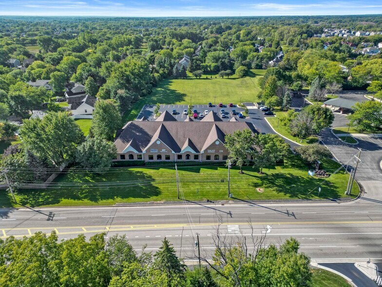 More Photos Of 6475 Washington St, Gurnee Medical For Sale