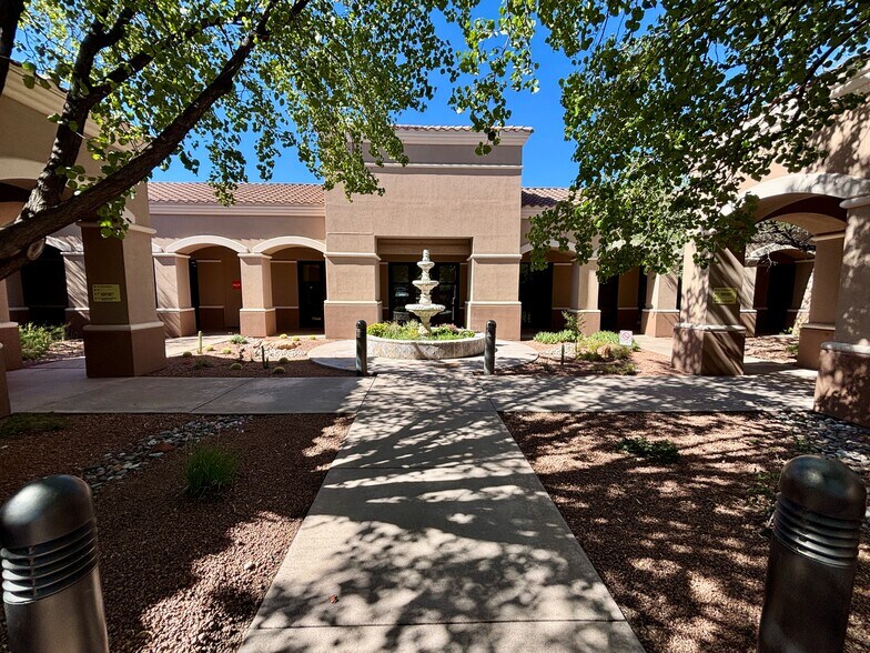 More Photos Of 450 S Willard St, Cottonwood Medical For Lease
