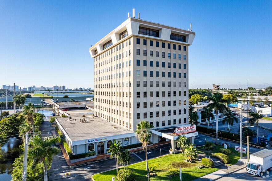 More Photos Of 1250 E Hallandale Beach Blvd, Hallandale Beach Office For Lease